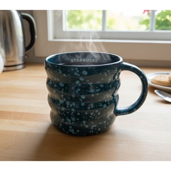 Starbucks 2023 Winter Blue & White Sub-Zero Splatter Ceramic 12 oz Mug Coffee - Picture 1 of 3